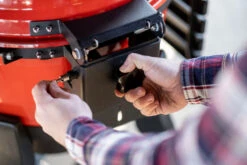 Kamado Joe Holzkohle Kugelgrill Kettle Joe - X-DEAL Inkl. Abdeckhaube -Bbq Discounter 22436 kamado joe kettle joe deckelscharn 18 1615991197