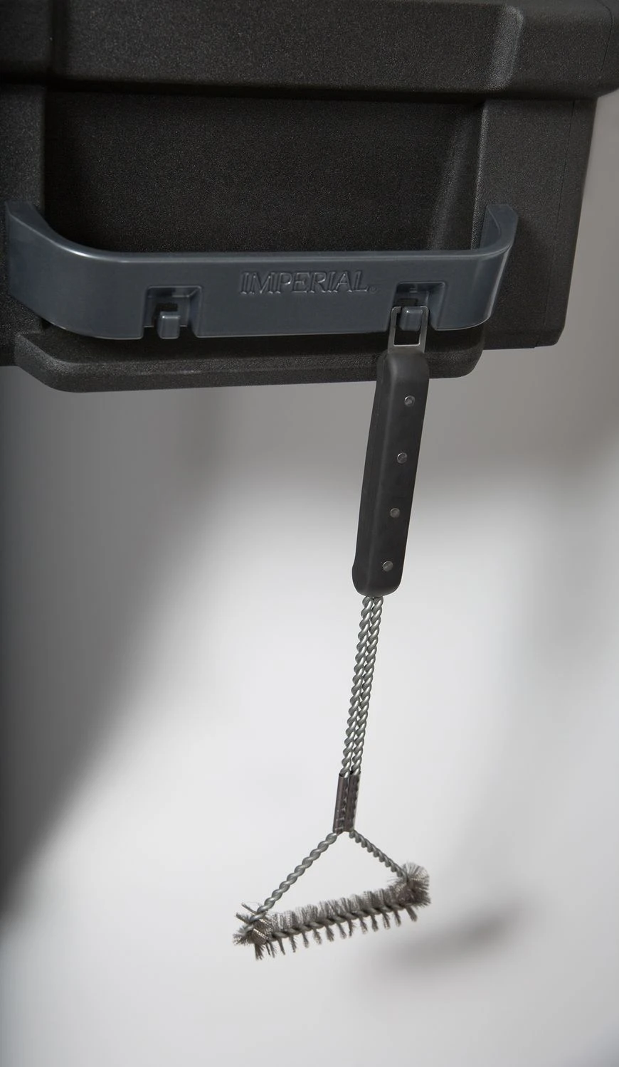 Broil King Grillbürste 3-seitig 30 Cm Mit Edelstahlborsten 1 Broil King Grillbürste 3-seitig 30 Cm Mit Edelstahlborsten