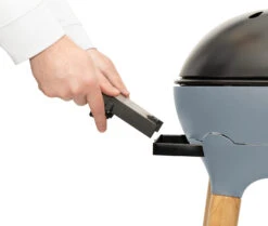 CADAC Gasgrill Citi Chef 40 FS BBQ / Dome Steel Grey, 50 Mbar -Bbq Discounter CADAC Citi Chef 40 FS Steel Grey Seitenablagen