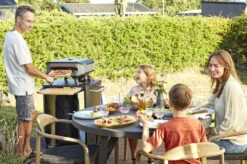 COZZE Pizzaofen Gas 42,5 Cm (17") Mit Thermometer - Inkl. Pizzastein -Bbq Discounter COZZE Pizzaofen Gas Thermometer 17 Zoll Lifestyle