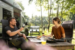 Grillfürst G201E 2-Brenner Gasgrill Portabel V2 - Campinggrill / Balkongrill 50mbar - Inkl. Untergestell -Bbq Discounter Grillfuerst Campinggrill G201E Gasgrill