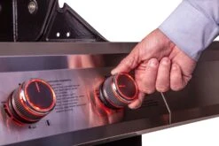 Grillfürst G520E 5-Brenner Gasgrill - Eintracht Frankfurt Edition - Edelstahlroste - X-DEAL Inkl. Zubehörpaket -Bbq Discounter Grillfuerst Gasgrill G520E Beleuchtete Drehregler 1