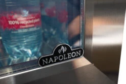 Napoleon Outdoor - Kühlschrank, 135 Liter, Linksdrehende Tür Mit Doppelverglasung Und LED Beleuchtung - Wasserdicht Nach IP24 22 Napoleon Outdoor - Kühlschrank, 135 Liter, Linksdrehende Tür Mit Doppelverglasung Und LED Beleuchtung - Wasserdicht Nach IP24 -Bbq Discounter NFR135ORGL Napoleon Kuehlschrank doppelt verglast