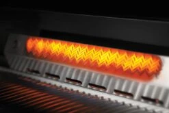 Napoleon 700-Series 32" BIG32 Edelstahl Einbaugrill Inkl. Drehspieß - Modell 2023 -Bbq Discounter Napoleon Einbaugrill BIG32 Heckbrenner