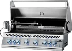 Napoleon 700-Series 44" BIG44 Edelstahl Einbaugrill Inkl. Drehspieß - Modell 2023 -Bbq Discounter Napoleon Einbaugrill BIG44RB Rotisserie links