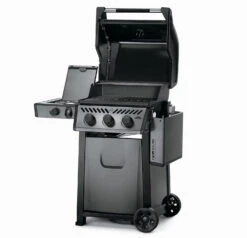 Napoleon Freestyle 365 Gasgrill, Graphit - Mit Seitenbrenner - Modell 2023 - X-DEAL Inkl. Abdeckhaube Und Gussplatte 25 Napoleon Freestyle 365 Gasgrill, Graphit - Mit Seitenbrenner - Modell 2023 - X-DEAL Inkl. Abdeckhaube Und Gussplatte -Bbq Discounter Napoleon Freestyle 365 SB Seite abgeklappt