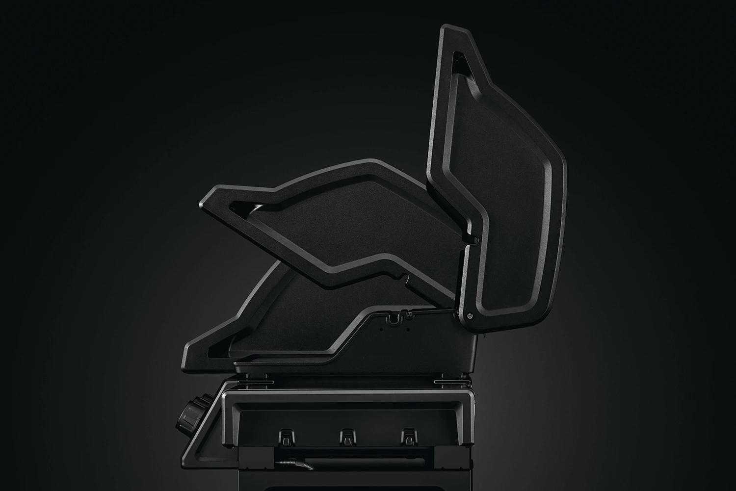 Napoleon Freestyle 365 Gasgrill, Graphit - Mit Seitenbrenner - Modell 2023 - X-DEAL Inkl. Abdeckhaube Und Gussplatte 8 Napoleon Freestyle 365 Gasgrill, Graphit - Mit Seitenbrenner - Modell 2023 - X-DEAL Inkl. Abdeckhaube Und Gussplatte – Bild 8