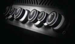 Napoleon Rogue SE 525 Gasgrill - All-black - Grillfürst Edition Inkl. Abdeckhaube - SMART Deal Inkl. Grillfürst Grill Control - Modell 2022 -Bbq Discounter Napoleon Gasgrill SE525 Drehregler beleuchtet