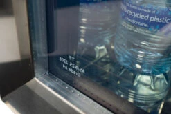 Napoleon Outdoor - Kühlschrank, 135 Liter, Rechtsdrehende Tür Mit Doppelverglasung Und LED Beleuchtung - Wasserdicht Nach IP24 -Bbq Discounter Napoleon Kuehlschrank Doppelglas Tuer