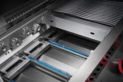 Napoleon Outdoor Küche Oasis Compact 105 Mit BIG32 Einbaugrill Und Einbau Sizzle Zone - Inkl. Arbeitsplatte Aus Feinsteinzeug 12 Napoleon Outdoor Küche Oasis Compact 105 Mit BIG32 Einbaugrill Und Einbau Sizzle Zone - Inkl. Arbeitsplatte Aus Feinsteinzeug -Bbq Discounter Napoleon Oasis Compact BIG32 Brennerraum Edelstahl