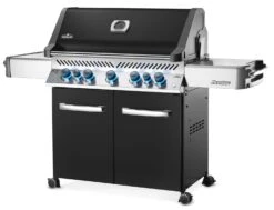 Napoleon Prestige 665 Gasgrill, Schwarz - Mit Safety Glow - Modell 2023 - SMART Deal Inkl. Grillfürst Grill Control -Bbq Discounter Napoleon Prestige 665 schwarz Angle Black KnbsOn
