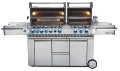 Napoleon Prestige Pro 825-3 Edelstahl Gasgrill Inkl. Drehspieß Und Bodenbeleuchtung + Gratis Napoleon Holzkohlegrill Kugelgrill Ø 57cm 22 Napoleon Prestige Pro 825-3 Edelstahl Gasgrill Inkl. Drehspieß Und Bodenbeleuchtung + Gratis Napoleon Holzkohlegrill Kugelgrill Ø 57cm -Bbq Discounter Napoleon Prestige Pro 825 Gasgrill offen 1