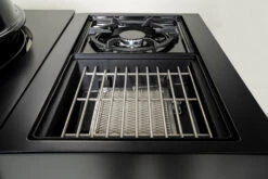 Outdoorchef Gas Kugelgrill Arosa 570 G Evo Black Style - Inkl. Blazing-/Cooking Zone Kit Plus 26 Outdoorchef Gas Kugelgrill Arosa 570 G Evo Black Style - Inkl. Blazing-/Cooking Zone Kit Plus -Bbq Discounter Outdoochef Kugelgrill Arosa 570 G Blazing Zone