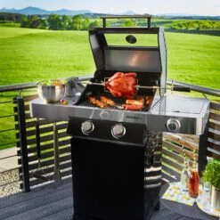 Rösle Gasgrill Videro G2 Schwarz - Modell 2022 -Bbq Discounter Roesle Videro G2 Gasgrill Station Mood01