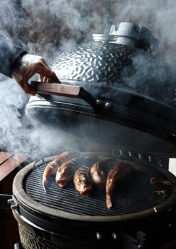 The Bastard Keramikgrill Classic Large - Complete - Schwarz Glänzend - Modell 2023 -Bbq Discounter The Bastard Classic Large Keramikgrill Complete