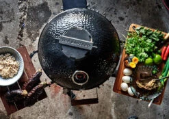 The Bastard Keramikgrill Classic Medium - Complete - Schwarz Glänzend - Modell 2023 -Bbq Discounter The Bastard Classic Medium Kamado Grill schwarz