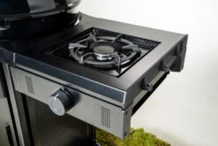 Outdoorchef Gas Kugelgrill Davos 570G Pro Mit Cooking Zone (Seitenkocher) & Abdeckhaube -Bbq Discounter outdoorchef davos 570 g pro cooking zone 18 128 67